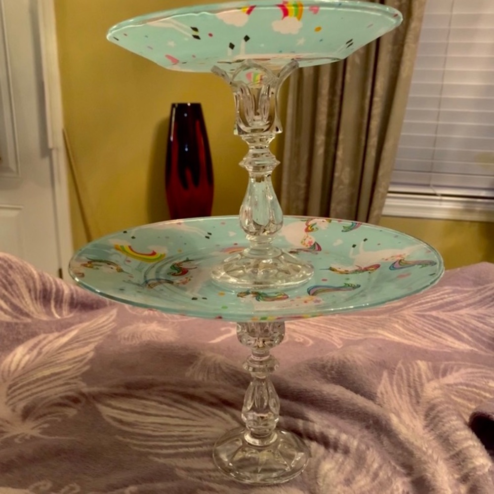 Unicorn 2 Tier Cupcake / hors d’oeuvre Stand